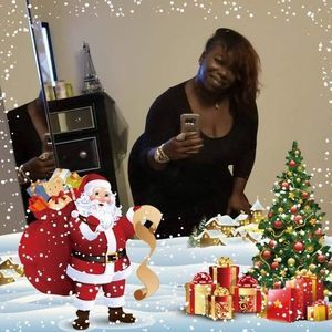 Meet your Posher, Monica